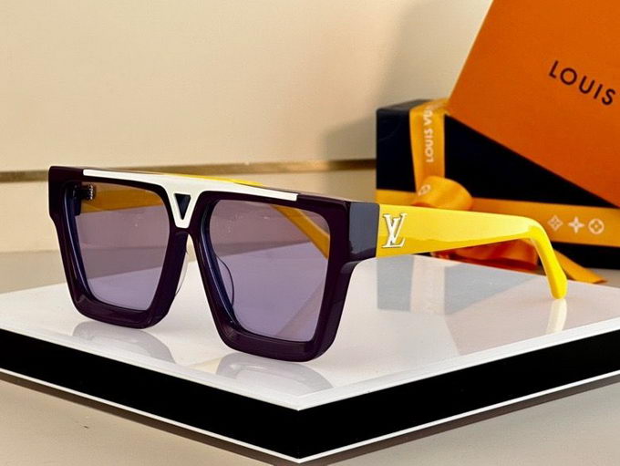 Louis Vuitton Sunglasses ID:20230516-97
